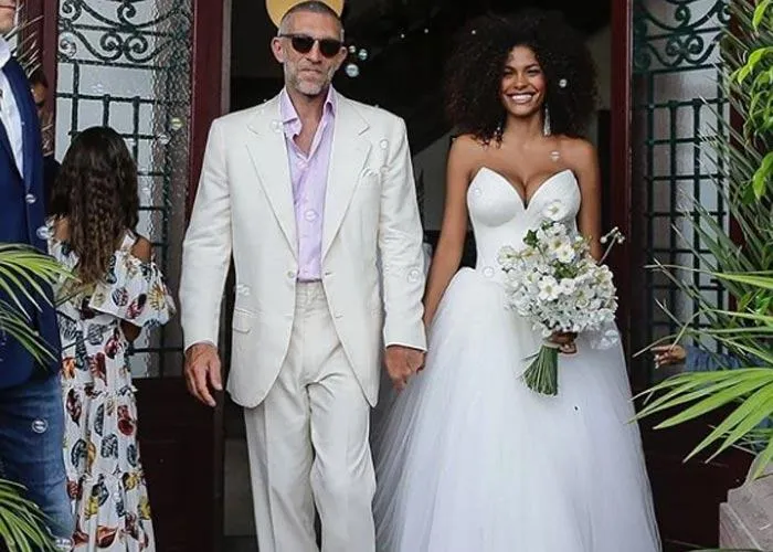 Венсан Кассель та Тіна Кунакі Венсан Кассель та Тіна Кунакі