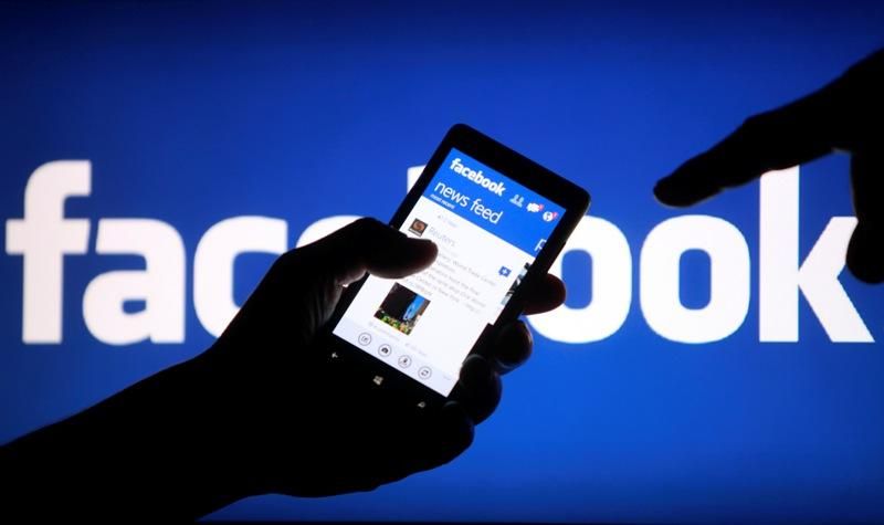 Facebook запретил публиковать информацию и фото с "сексуальным подтекстом"