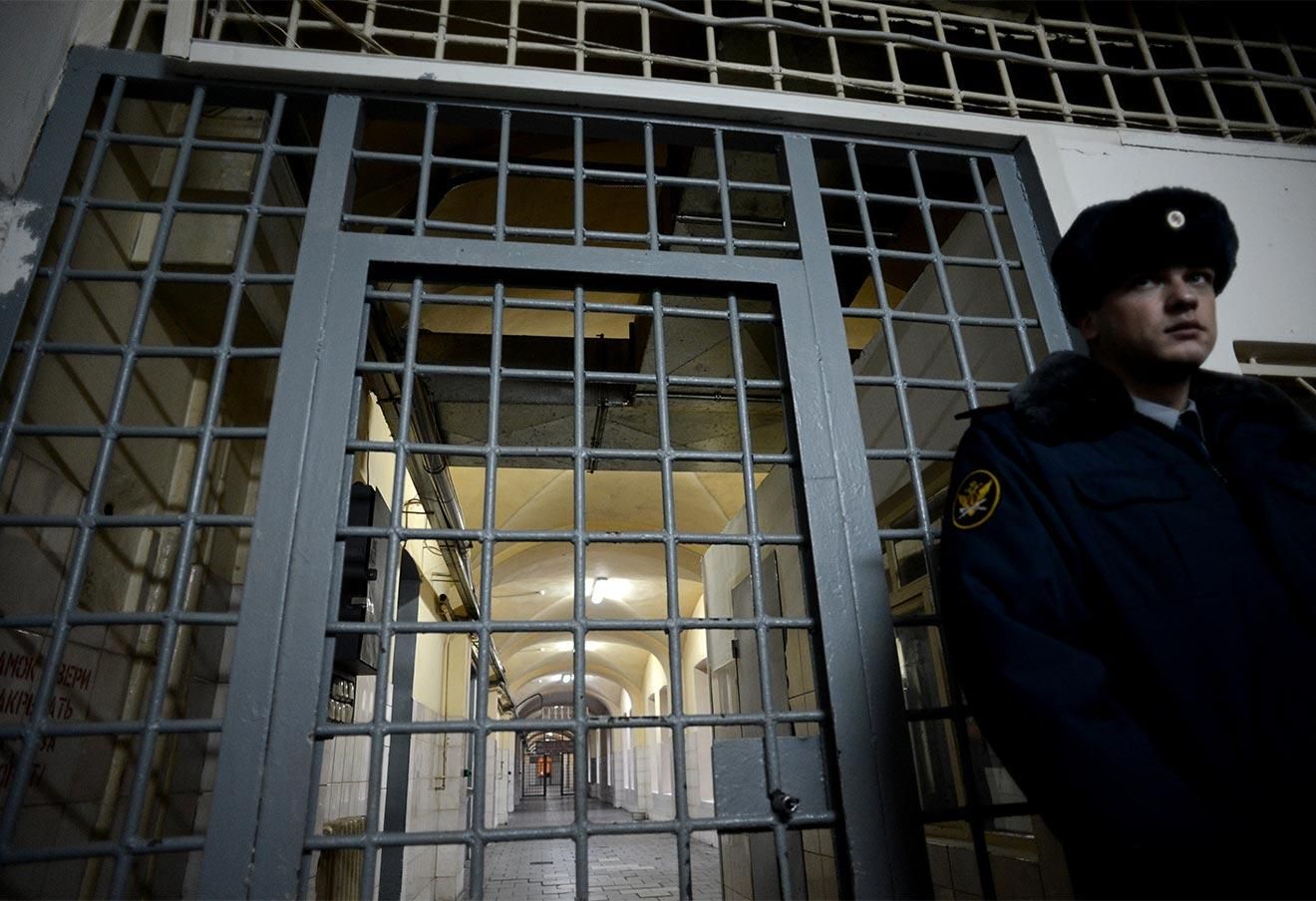 "Всі тримаються гідно": консули відвідали ще 6 полонених українських моряків у Росії