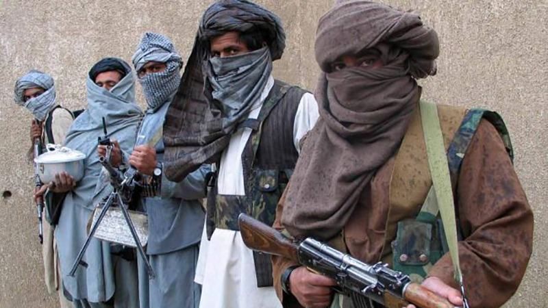 В Афганистане во время столкновений с талибами погибли много людей В Афганистане во время столкновений с талибами погибли много людей