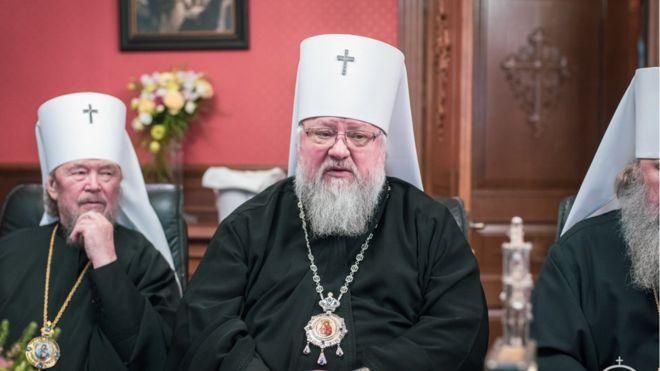 Митрополитам УПЦ МП відновили дозвіл на перетин лінії розмежування на Донбасі Митрополитам УПЦ МП відновили дозвіл на перетин лінії розмежування на Донбасі