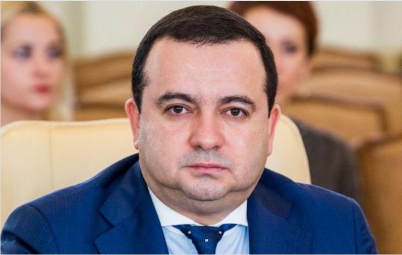 Кабмін відправив главу ДАБІ Кудрявцева у відставку через фальшивий диплом Кабмін відправив главу ДАБІ Кудрявцева у відставку через фальшивий диплом