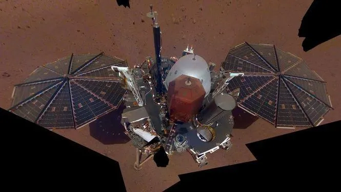 InSight надіслав перше «селфі» із Марсу InSight надіслав перше «селфі» із Марсу