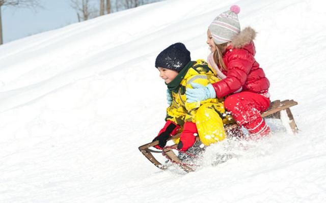 В Киеве из-за снегопадов могут закрыть школы и детсады В Киеве из-за снегопадов могут закрыть школы и детсады