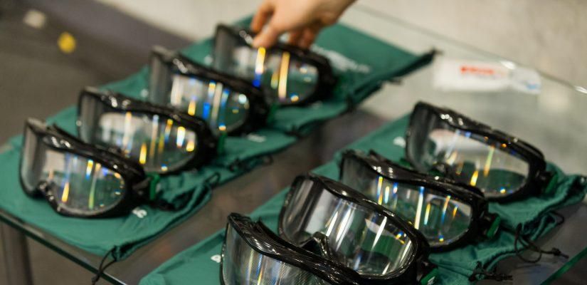 Окуляри Drunk Busters, які імітують алкосп'яніння, випробували ще в одному місті України Окуляри Drunk Busters, які імітують алкосп'яніння, випробували ще в одному місті України