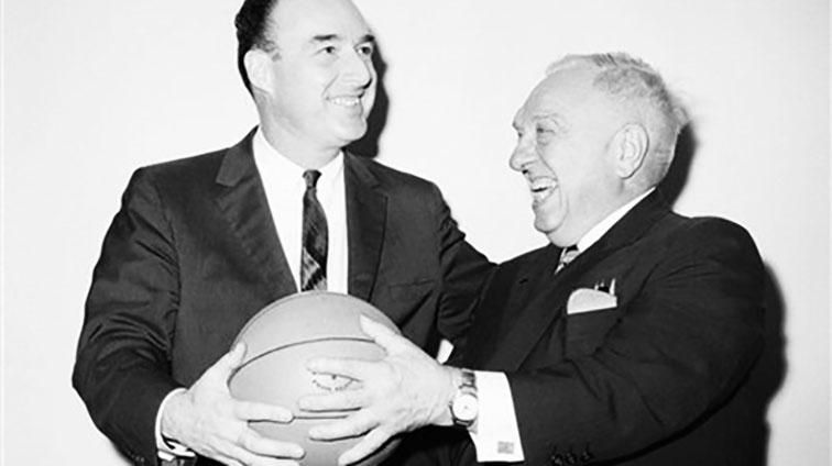 Как украинец из Кропивницкого возглавил две крупнейшие спортивные лиги США Как украинец из Кропивницкого возглавил две крупнейшие спортивные лиги США