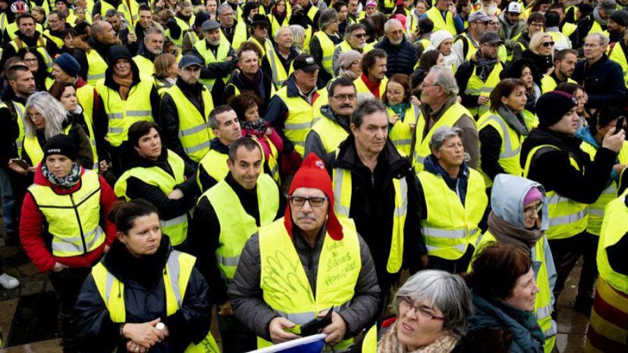 Протести "жовтих жилетів" охопили ще одну країну
