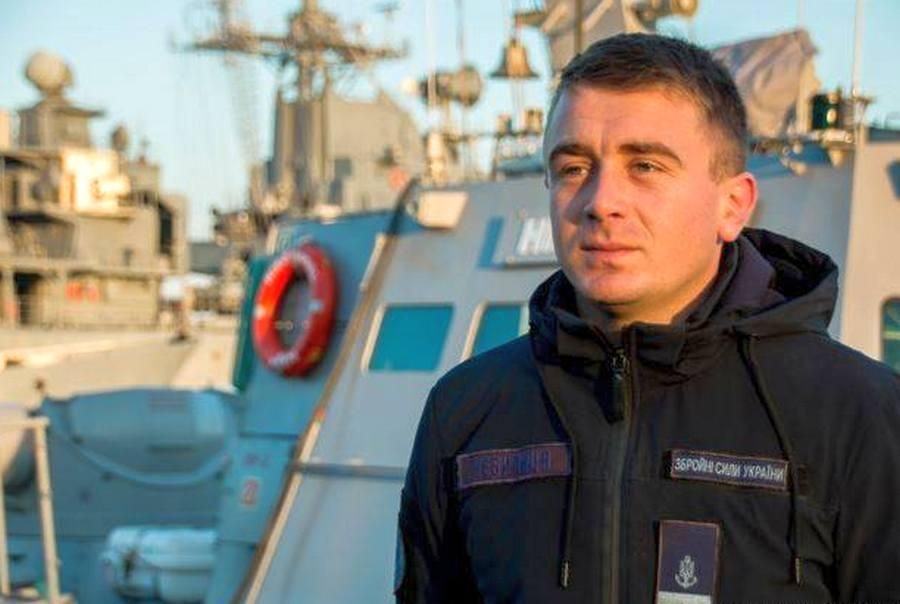 Командир судна "Никополь" назвал себя военнопленным и отказался давать показания Командир судна "Никополь" назвал себя военнопленным и отказался давать показания