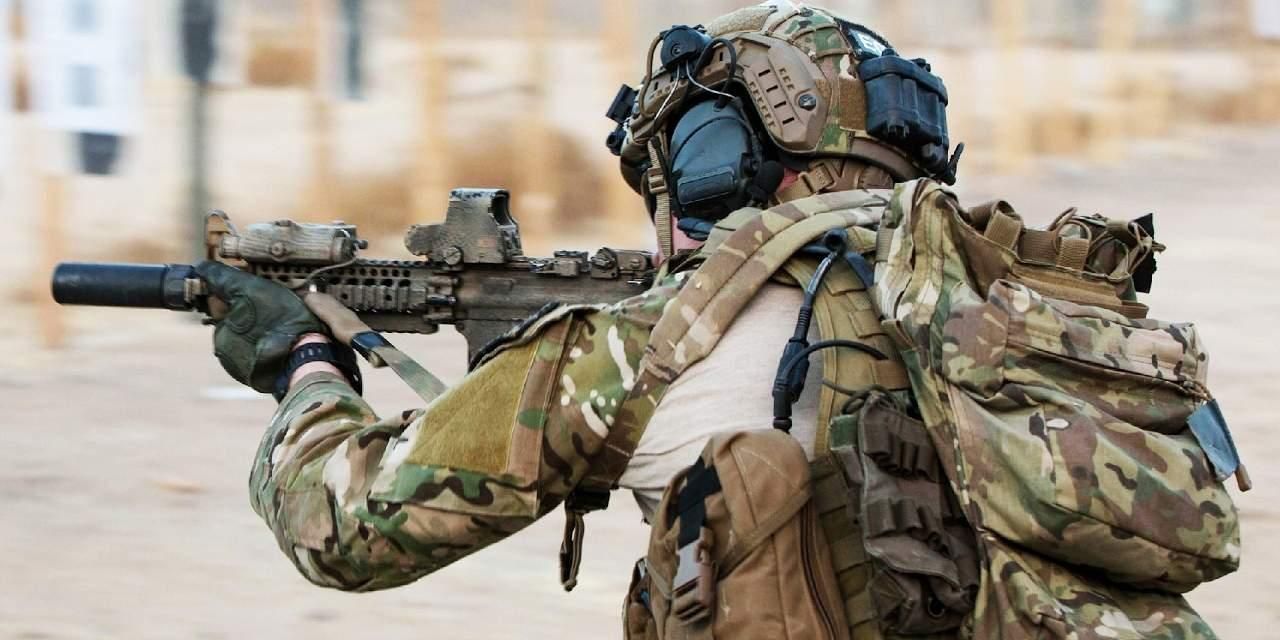 Спецпризначенцям наказали охороняти кортежі генералів, а не знищувати ворога, – Дейнега Спецпризначенцям наказали охороняти кортежі генералів, а не знищувати ворога, – Дейнега