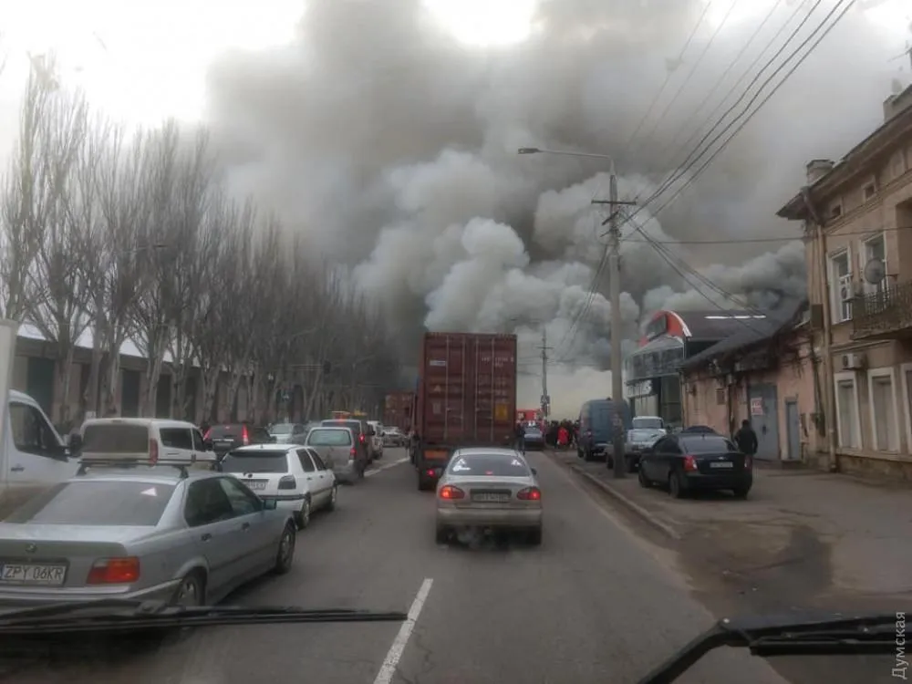 пожежа в Одесі пожежа на Миколаївській дорозі пожежа 