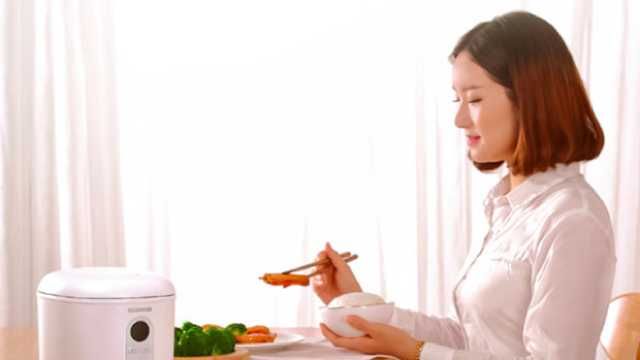 Компактна рисоварка від Xiaomi коштує всього 14 доларів Компактна рисоварка від Xiaomi коштує всього 14 доларів