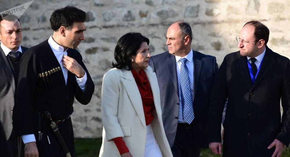 Інавгурація нового президента Грузії: Саломе Зурабішвілі офіційно вступила на пост глави держави Інавгурація нового президента Грузії: Саломе Зурабішвілі офіційно вступила на пост глави держави