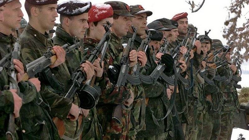 Турция поддержала создание армии Косово Турция поддержала создание армии Косово