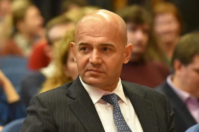 Кононенко Кононенко