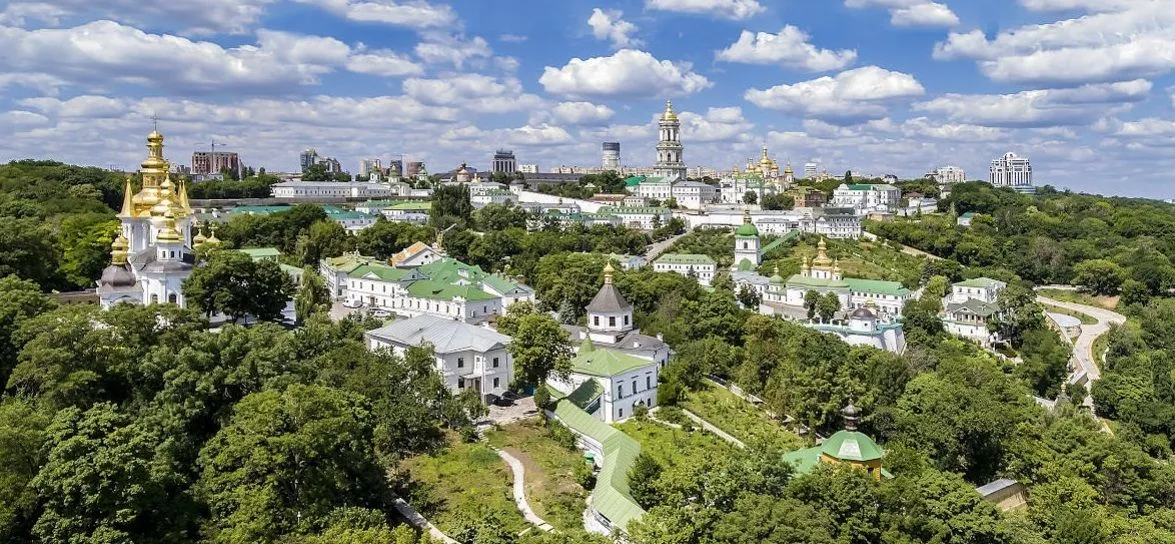 Правславна церква Україи Лавра