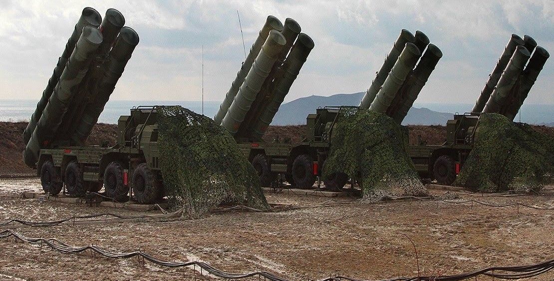 Вчились знищувати повітряну оборону: з’явились фото нових ракетних навчань в окупованому Криму