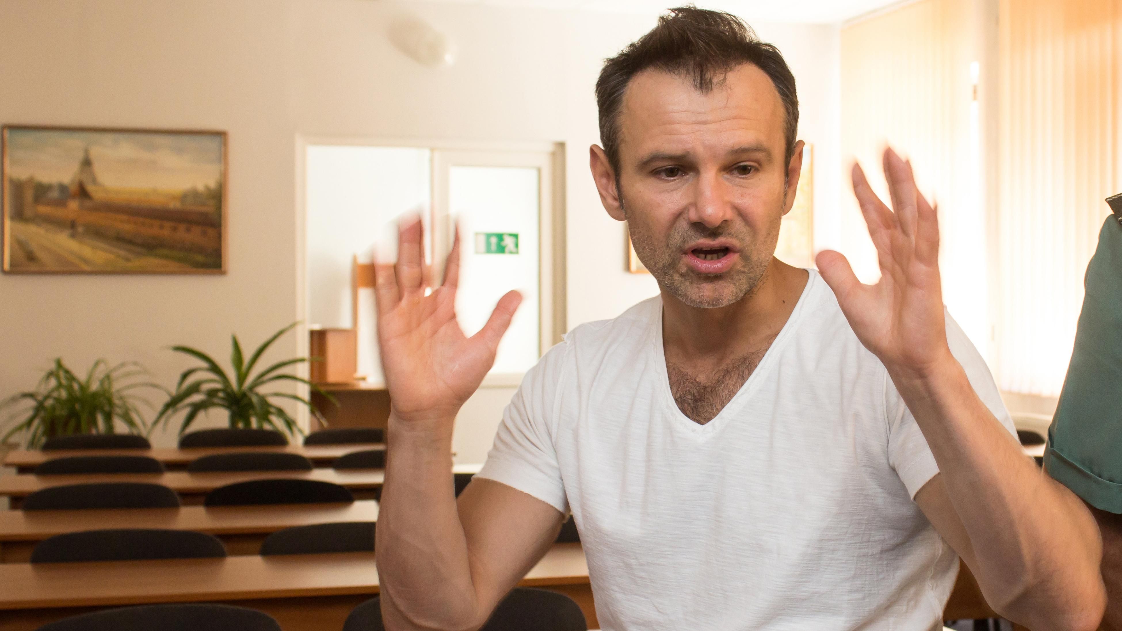 Вакарчук про Зеленського: Такого політика не знаю Вакарчук про Зеленського: Такого політика не знаю