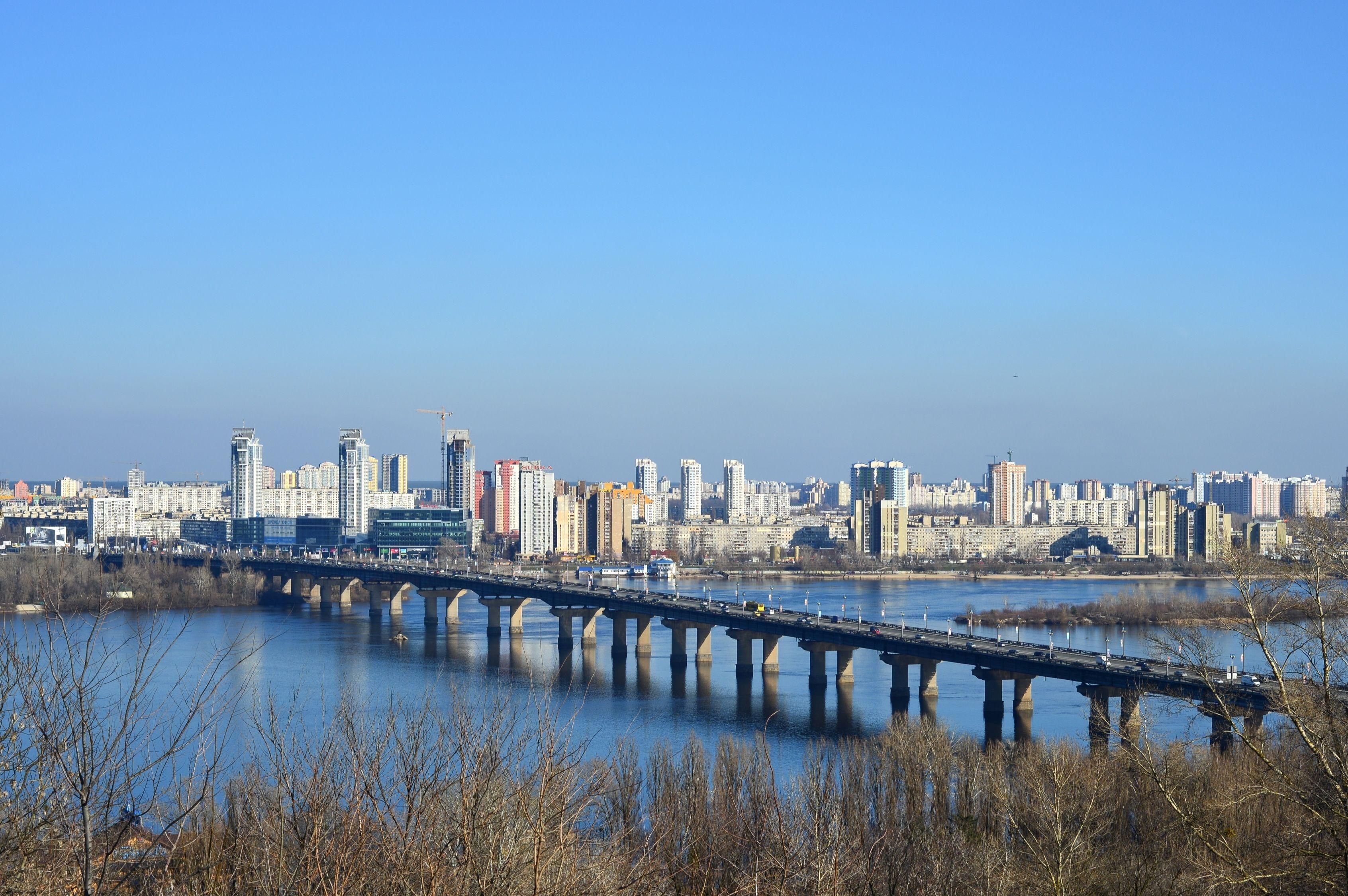 У Києві різко впали обсяги житла, введеного в експлуатацію: цифри від НБУ