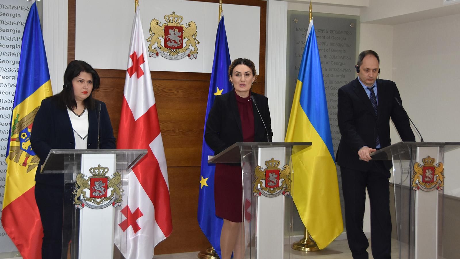 Україна, Молдова та Грузія підписали Меморандум з протидії РФ і реінтеграції територій