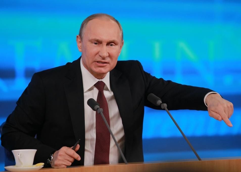 "Де тут логіка?": Путін відреагував на нові санкції США проти РФ