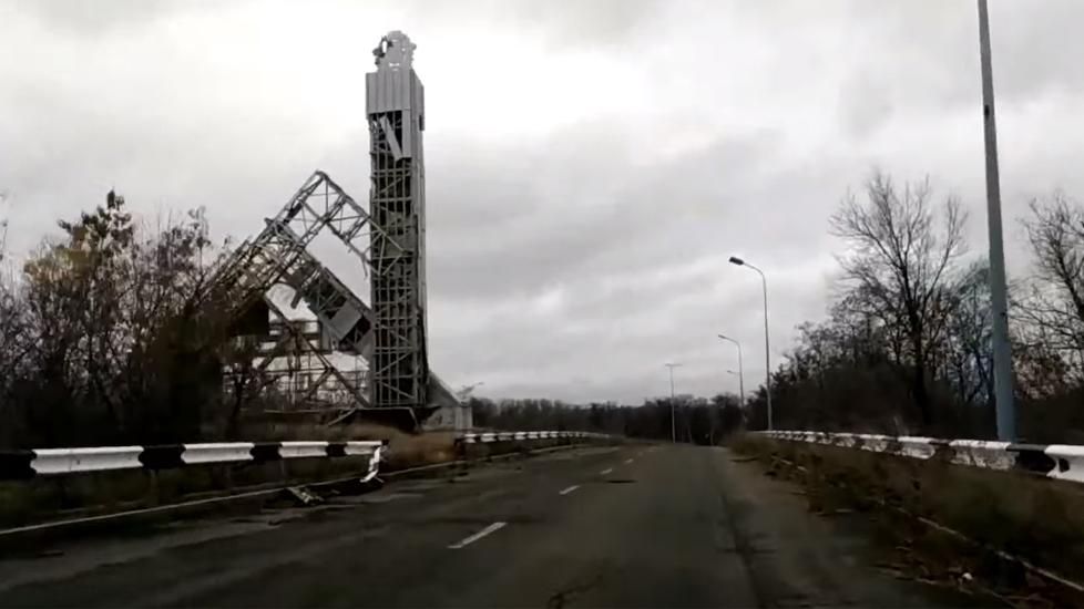 Якою сьогодні є "мертва зона" окупованого Донецька: приголомшливі кадри Якою сьогодні є "мертва зона" окупованого Донецька: приголомшливі кадри