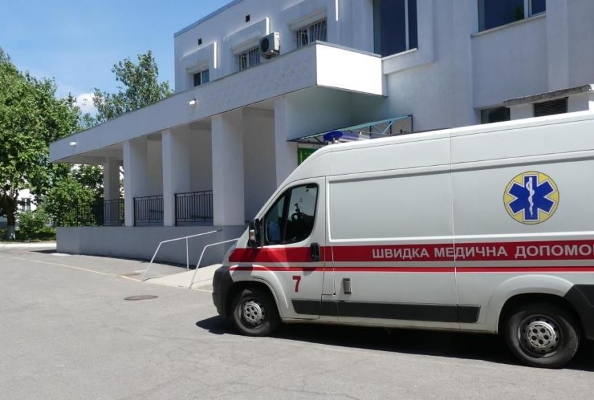 У Вінниці дев'ятикласниця розпилила газ у школі: дітей госпіталізували