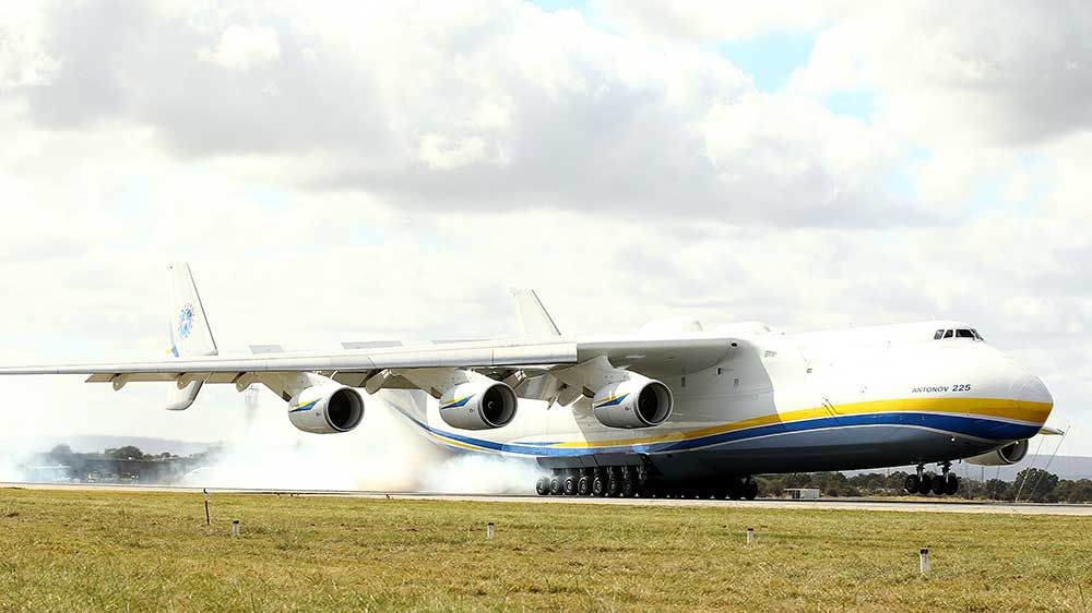 "Мрії" – 30 років: що потрібно знати про українського гіганта Ан-225
