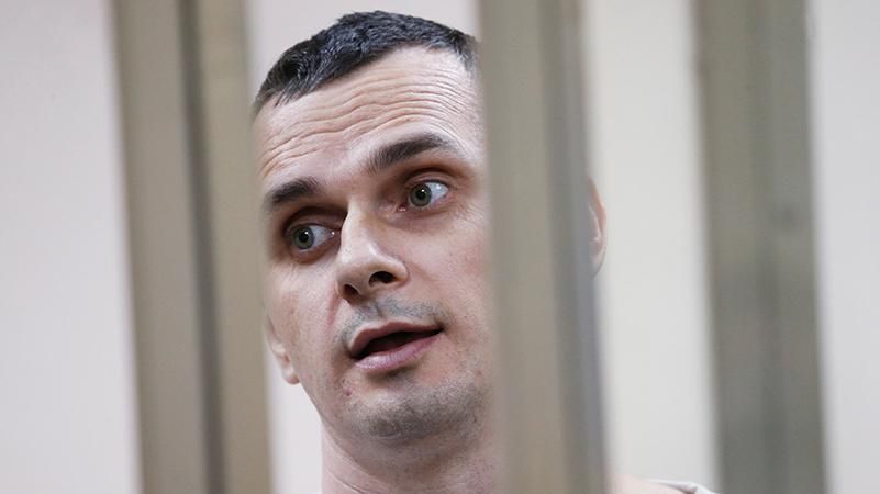 Политзаключенного Сенцова перевели из медчасти в отряд колонии, — российские СМИ Политзаключенного Сенцова перевели из медчасти в отряд колонии, — российские СМИ