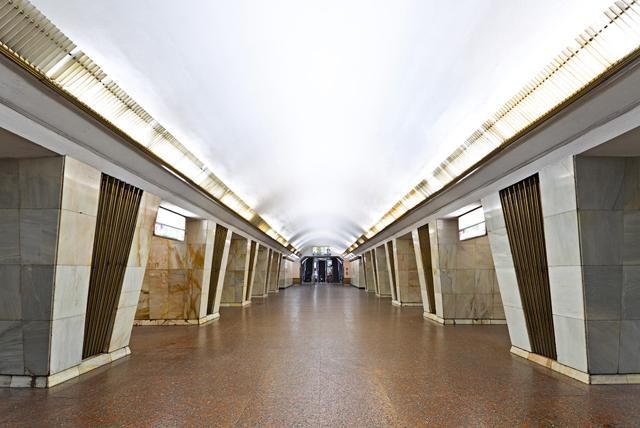 В метро Киева полиция избила женщин: 2-е из них беременные - фото В метро Киева полиция избила женщин: 2-е из них беременные - фото