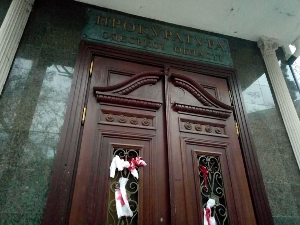 "Одесса или бандитская республика": почему Труханов саботирует приказы Луценко и Авакова? "Одесса или бандитская республика": почему Труханов саботирует приказы Луценко и Авакова?