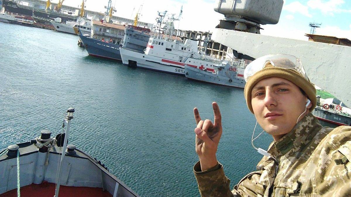 "Учит соседа украинскому": адвокат о пленном украинском моряке Семидоцком "Учит соседа украинскому": адвокат о пленном украинском моряке Семидоцком