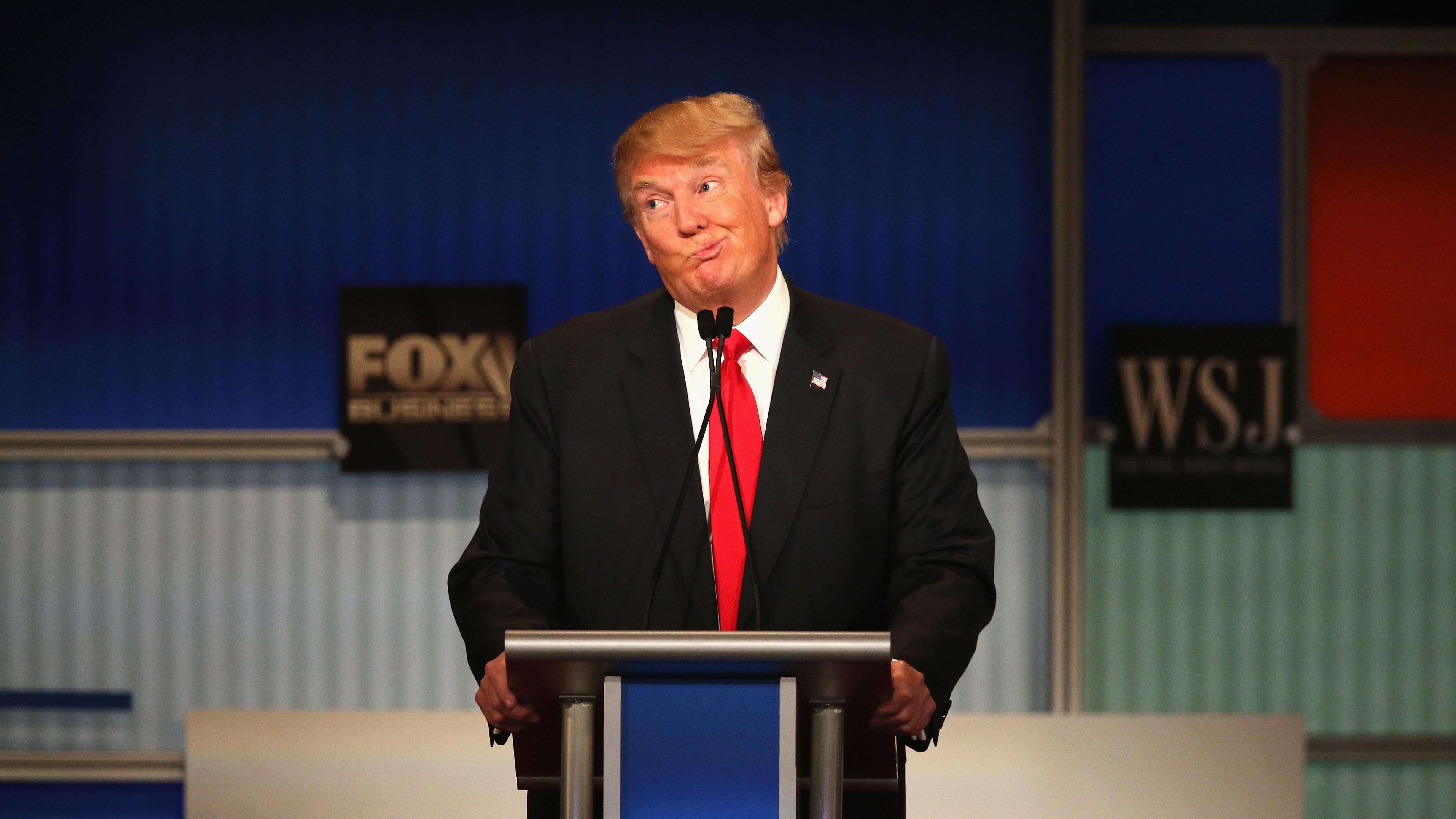 "Он будет великолепным!": Трамп эмоционально представил следующего главу Минобороны США "Он будет великолепным!": Трамп эмоционально представил следующего главу Минобороны США