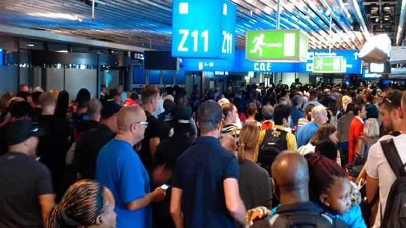 В аеропорту Франкфурта тисячі людей пропустили рейси: відома причина В аеропорту Франкфурта тисячі людей пропустили рейси: відома причина