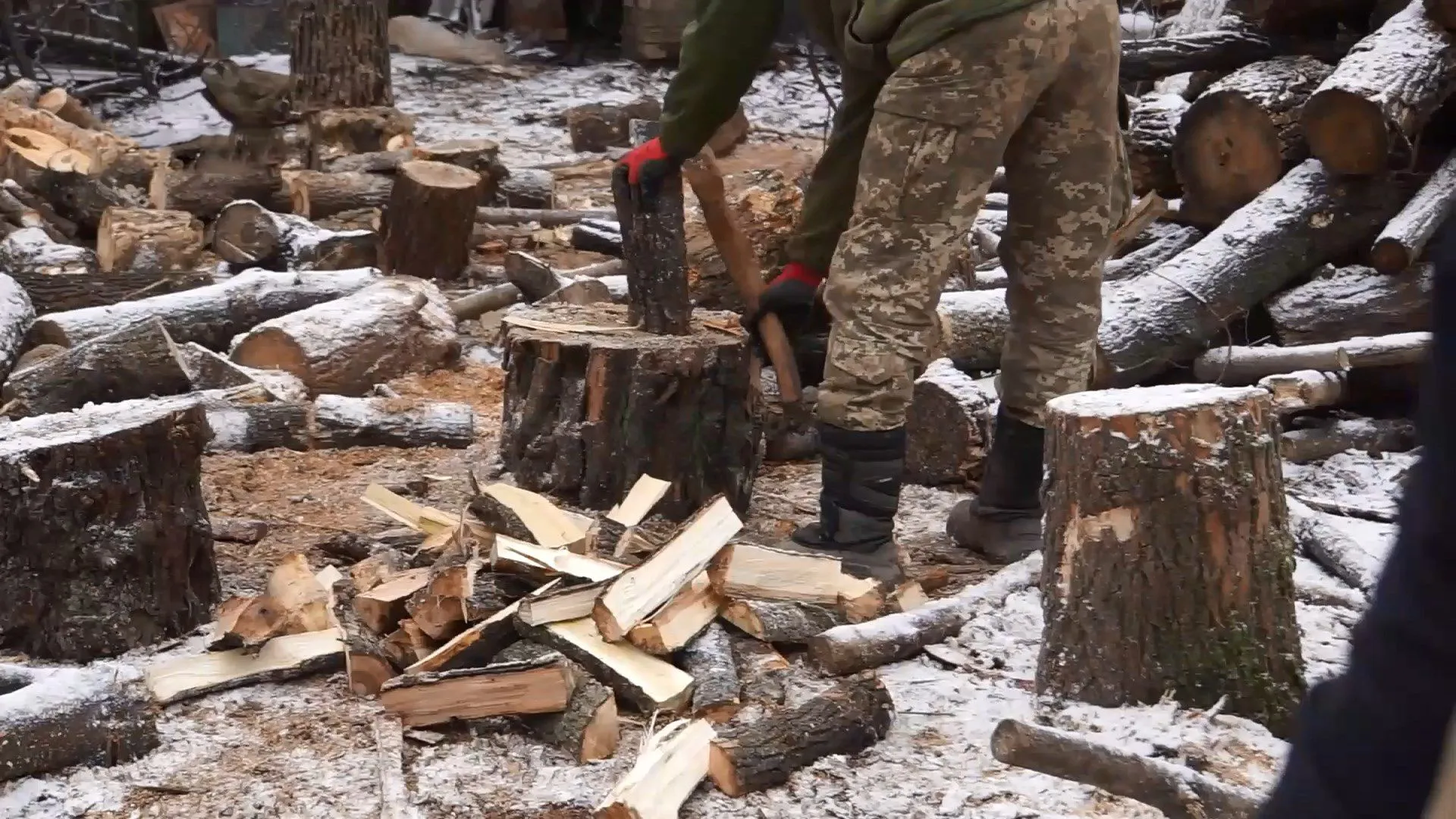 Війна на Донбасі Війна на Донбасі