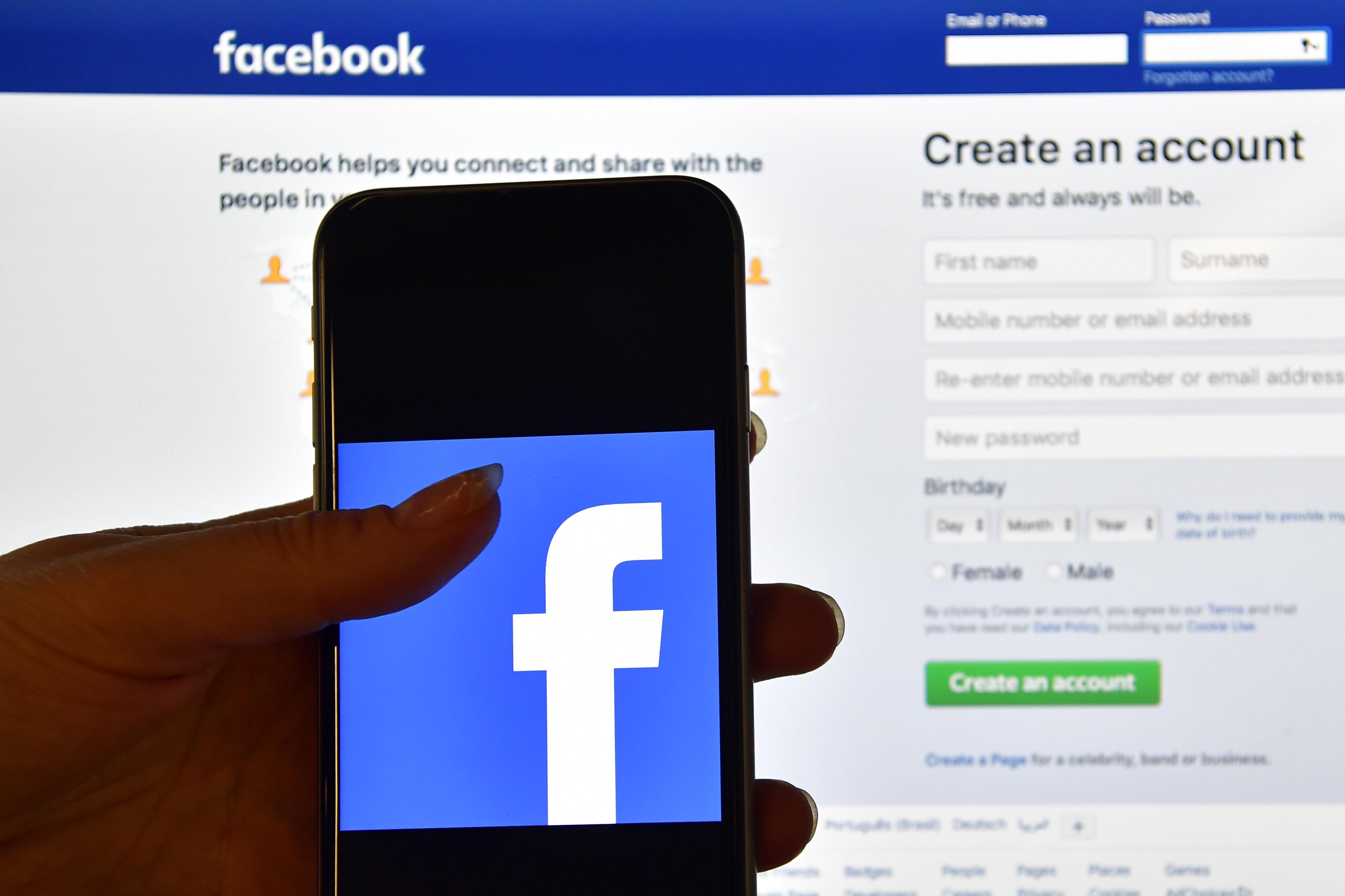 Скандал вокруг Facebook: компания открыла доступ к личной переписке пользователей