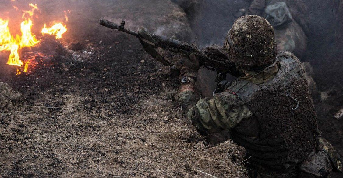 На Донбасі активізувались бойовики: є поранені серед українських військових