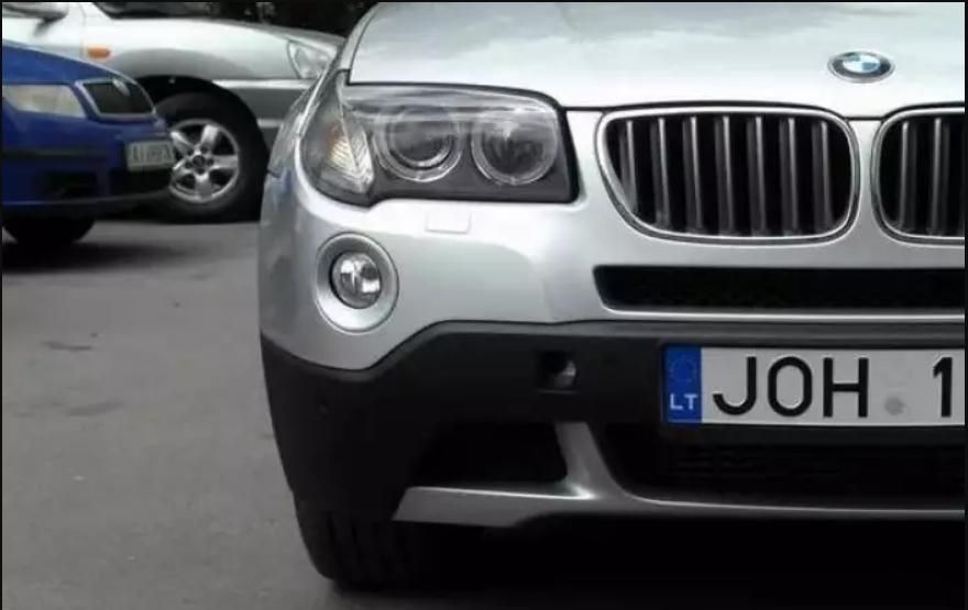 Вказівка зверху: як митники наживаються на розмитненні "євроблях" - 25 декабря 2018 - Телеканал новостей 24 Вказівка зверху: як митники наживаються на розмитненні "євроблях" - 25 декабря 2018 - Телеканал новостей 24