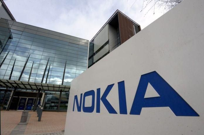 В сети появились фото загадочного смартфона Nokia