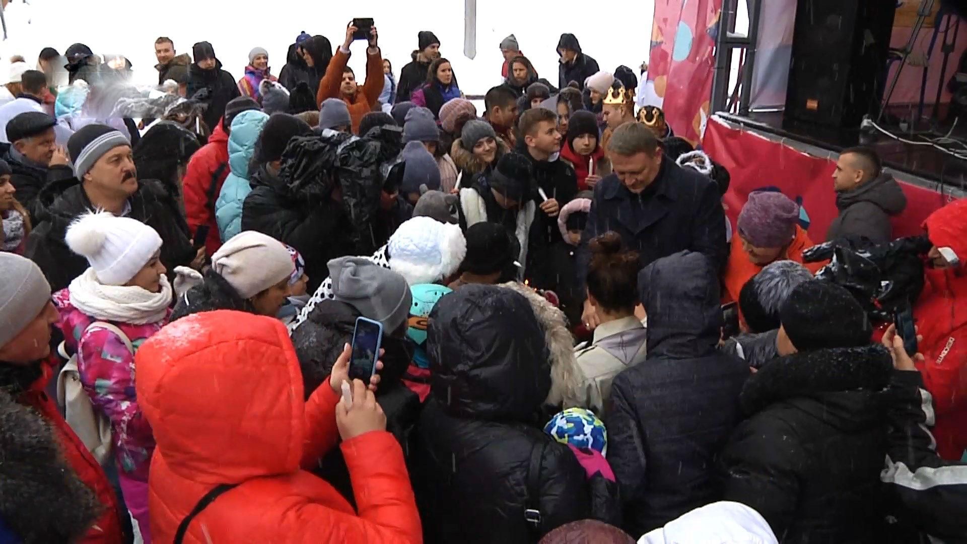 В "Буковеле" отметили Рождество по всем украинским традициям В "Буковеле" отметили Рождество по всем украинским традициям