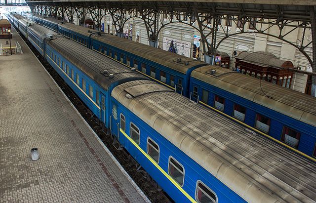 "Укрзализныця" открыла продажу билетов на дополнительный поезд на запад страны