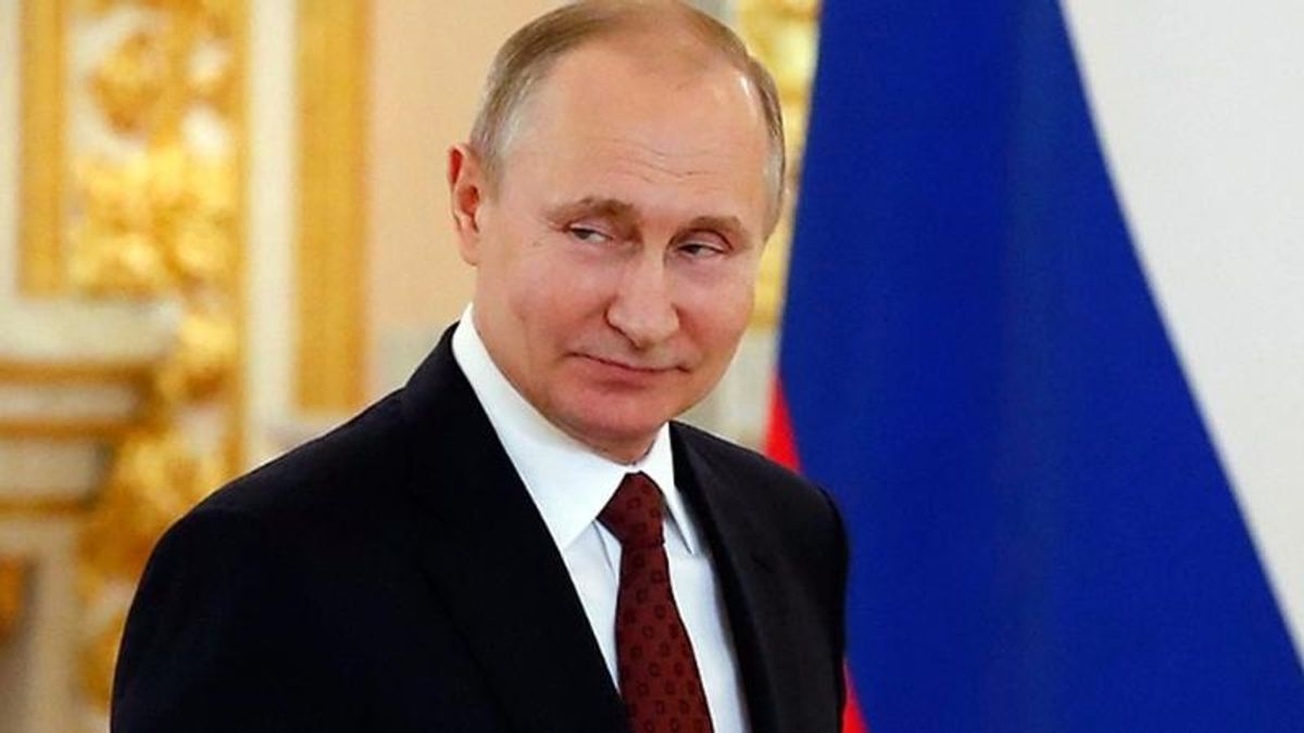 Влада Росії хоче переписати Конституцію під Путіна, – ЗМІ Влада Росії хоче переписати Конституцію під Путіна, – ЗМІ