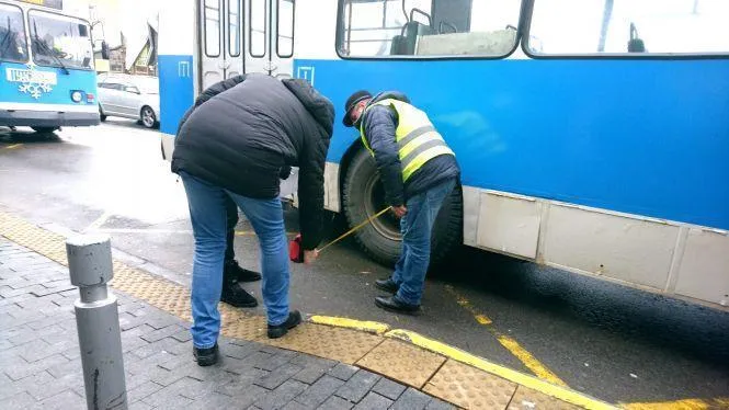 ВІННИЦЯ ТРОЛЕЙБУС ВИБУХ ВІННИЦЯ ТРОЛЕЙБУС ВИБУХ