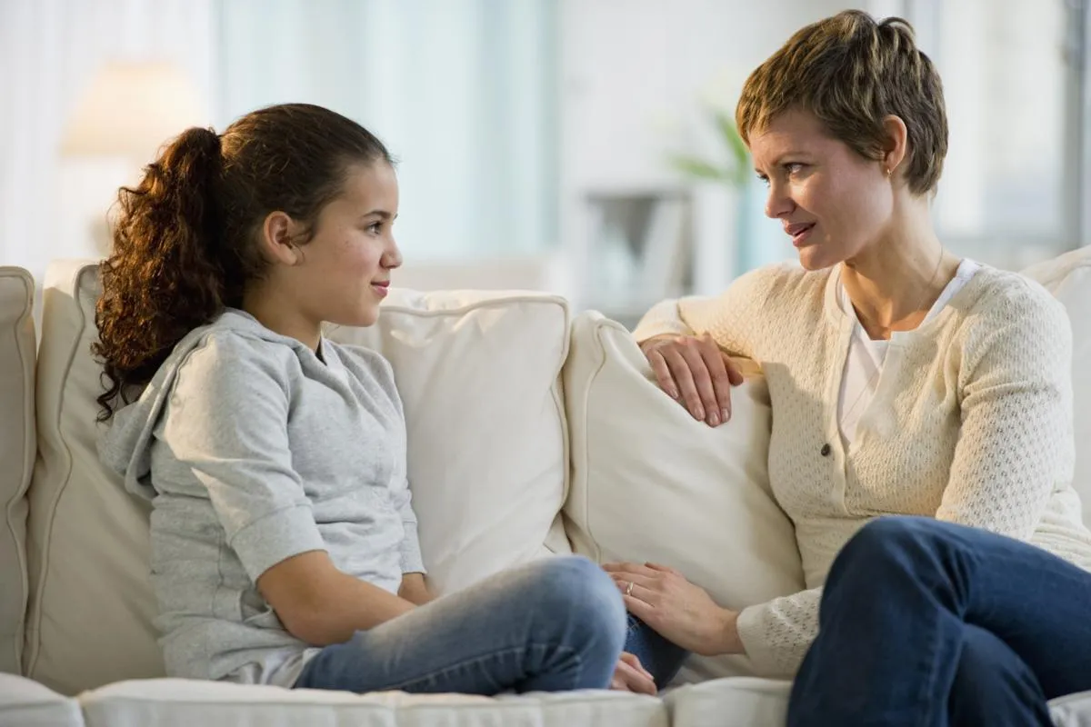 Батьки повинні говорити з дітьми з позиції турботи та підтримки.