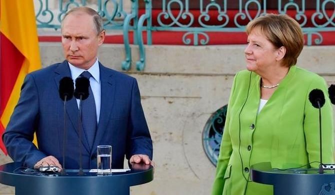 Путін ігнорує світ, Меркель йде у відставку: які події 2018 року вплинули на політику України Путін ігнорує світ, Меркель йде у відставку: які події 2018 року вплинули на політику України