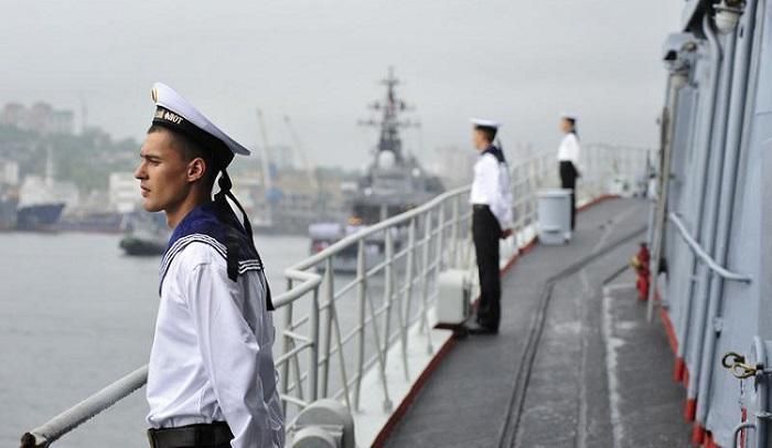 Усі захоплені РФ українські моряки визнали себе військовополоненими