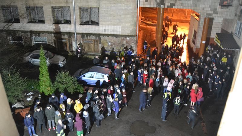 В Ровненском общежитии произошел масштабный пожар: фото