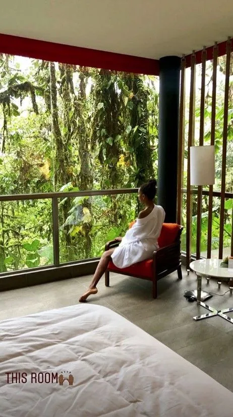 Жасмін Тукс Жасмін Тукс