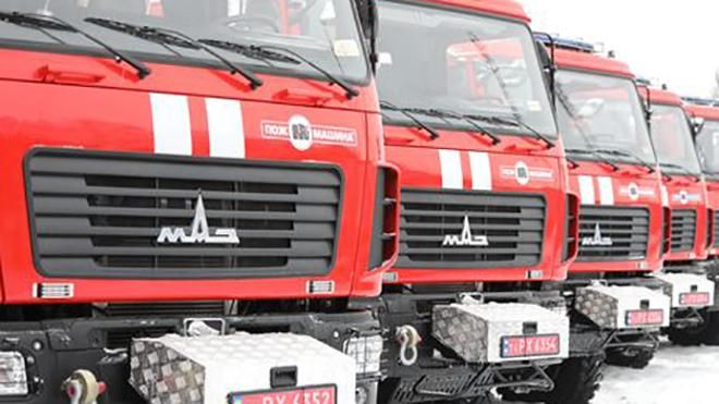 На новорічні свята чергуватимуть тисячі рятувальників На новорічні свята чергуватимуть тисячі рятувальників