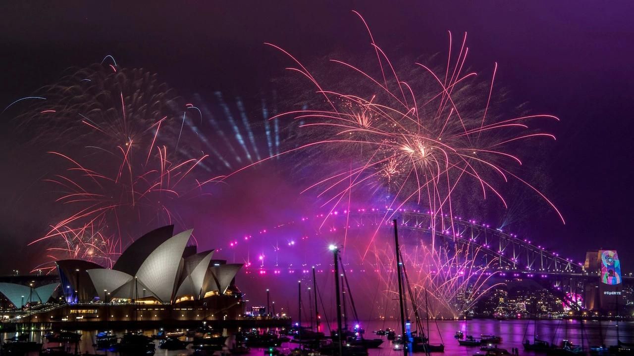 Какие страны уже встретили Новый 2019 год: видео, от которых бегут мурашки по коже Какие страны уже встретили Новый 2019 год: видео, от которых бегут мурашки по коже