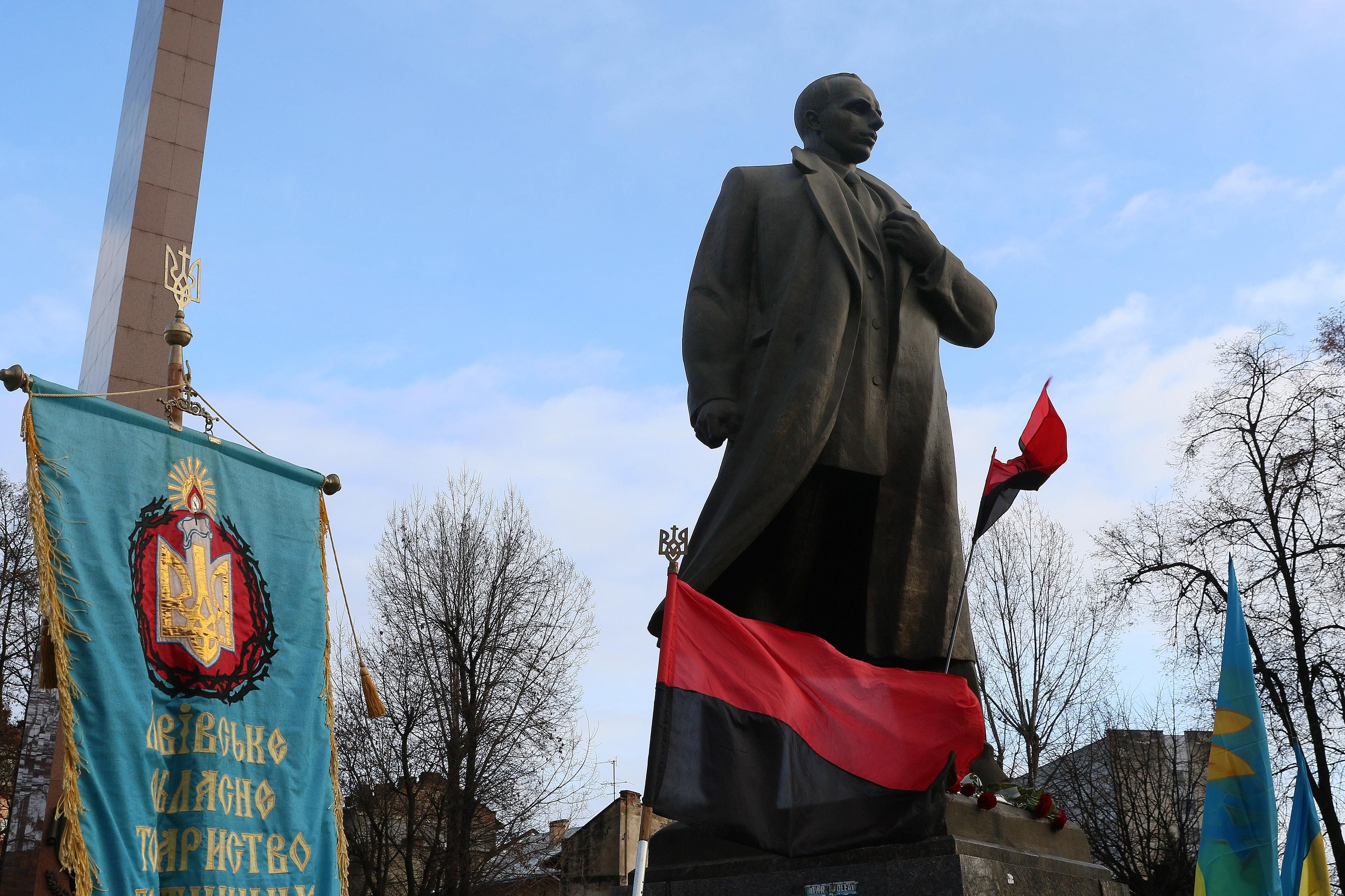 Як в Україні вшановують пам'ять Степана Бандери: фото